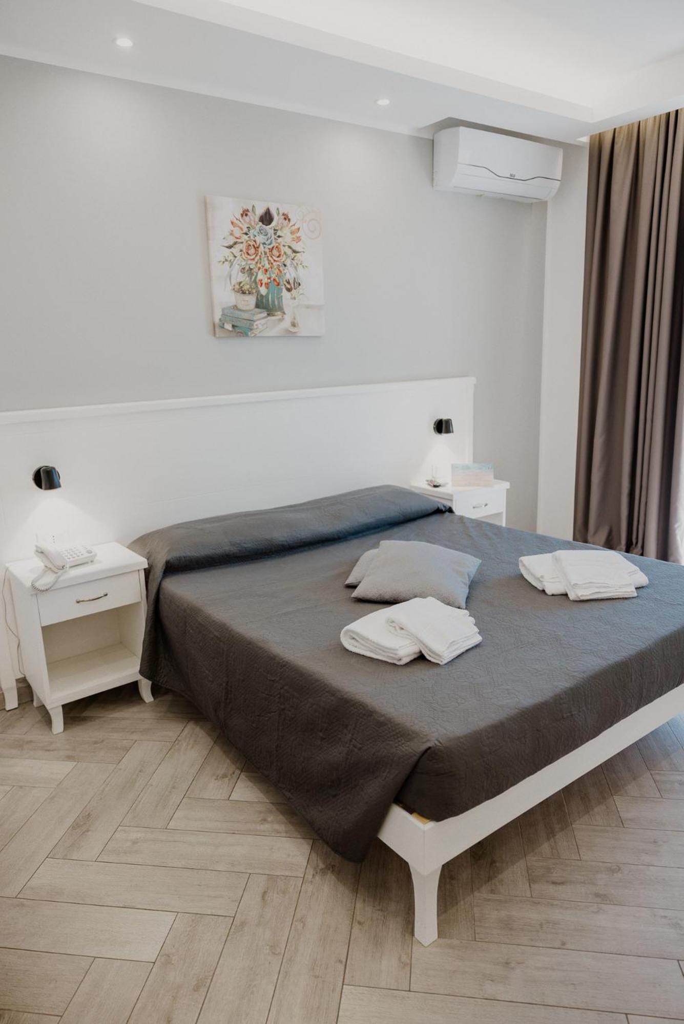 לינה וארוחת בוקר טרופאה Residenza Kalios מראה חיצוני תמונה