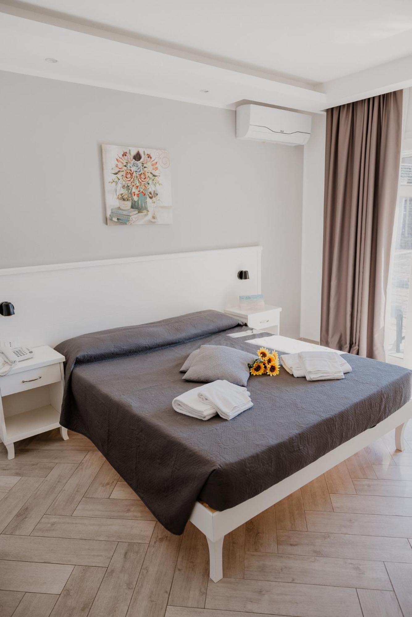 לינה וארוחת בוקר טרופאה Residenza Kalios מראה חיצוני תמונה