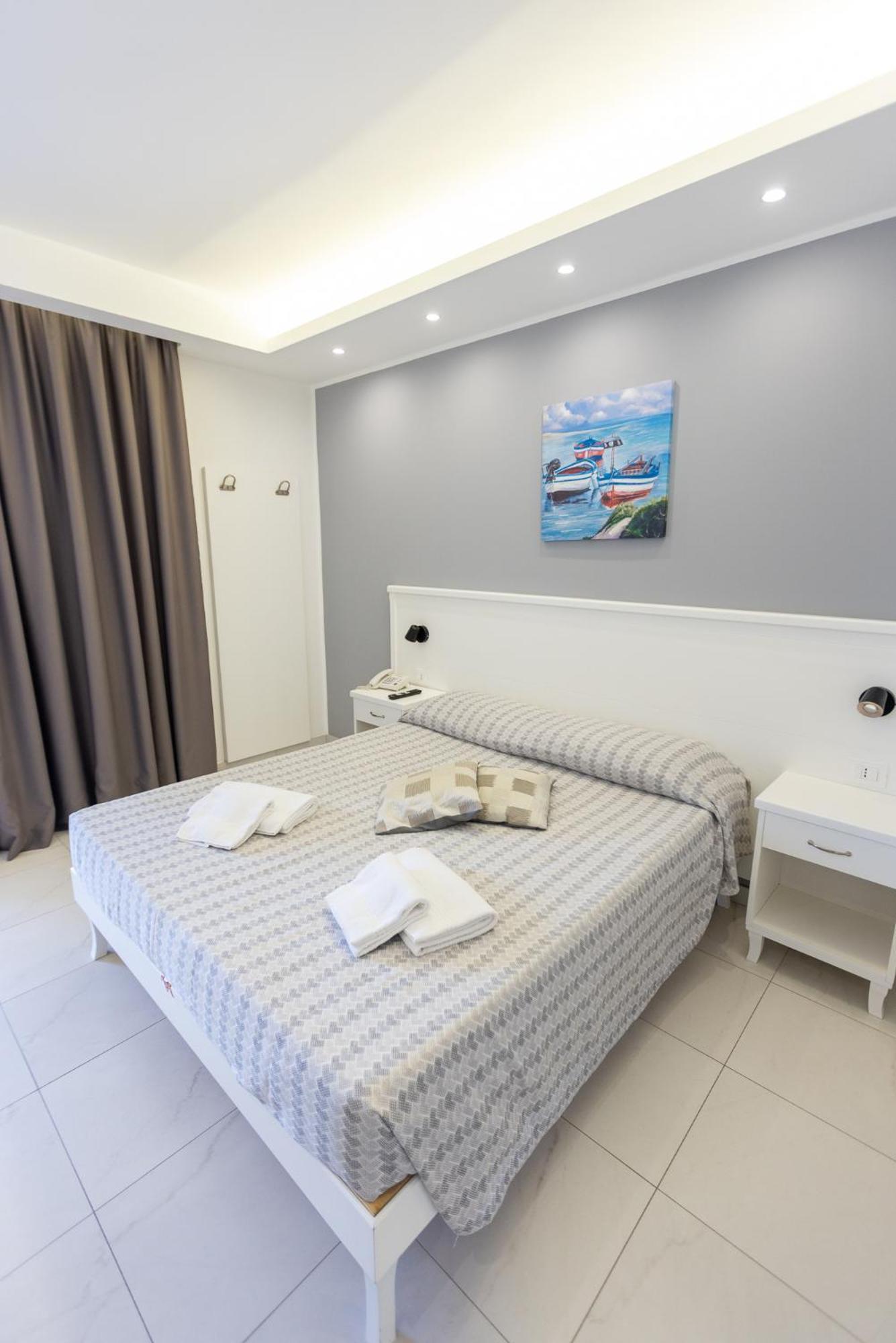 לינה וארוחת בוקר טרופאה Residenza Kalios מראה חיצוני תמונה