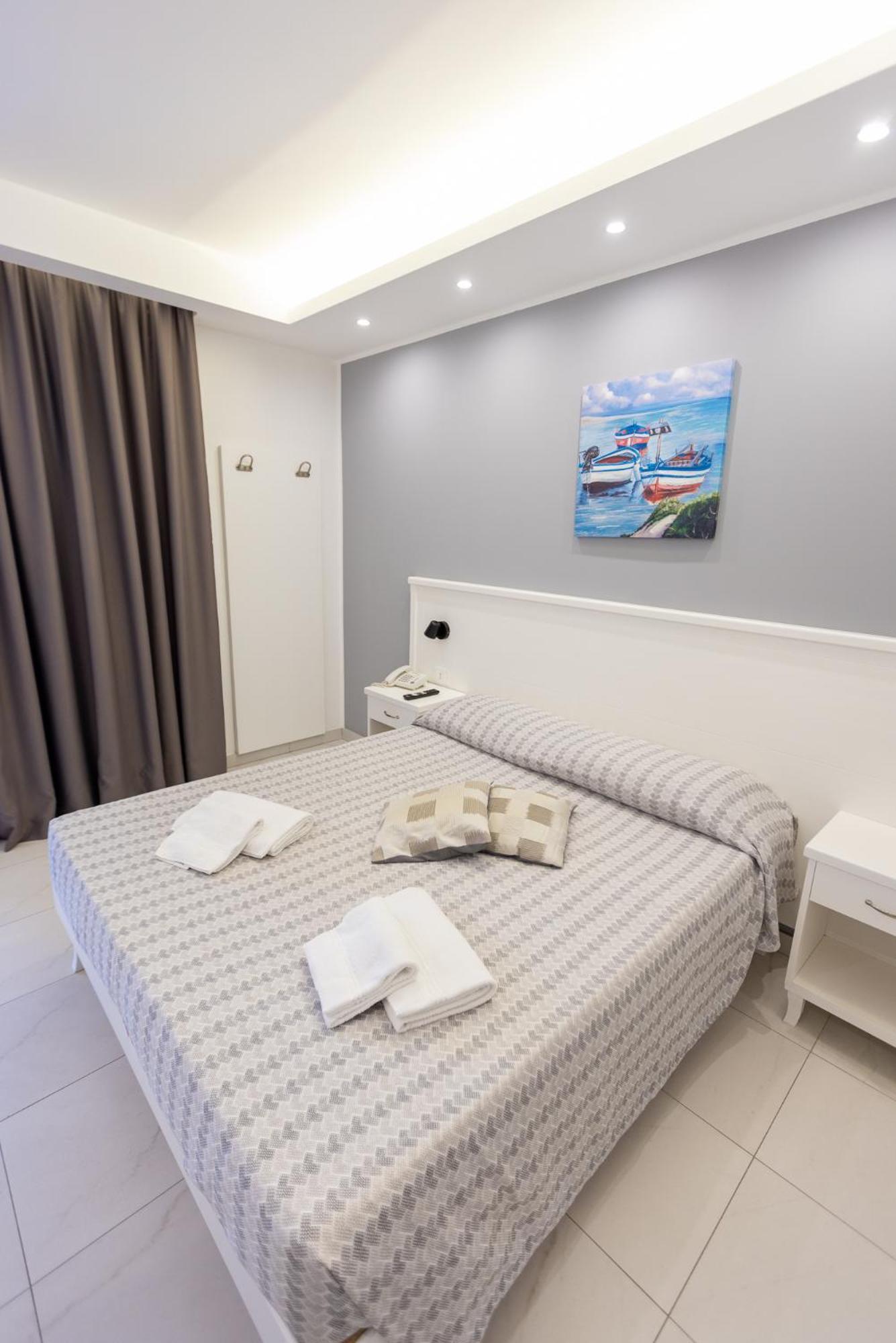 לינה וארוחת בוקר טרופאה Residenza Kalios מראה חיצוני תמונה